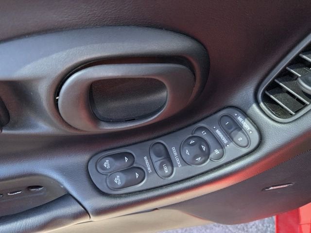 2000 Chevrolet Corvette Base