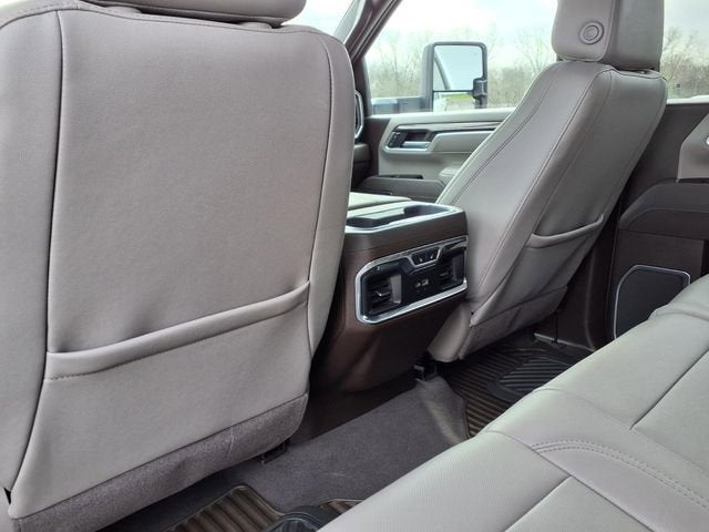 2025 Chevrolet Silverado 3500 HD LTZ