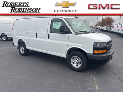 2025 Chevrolet Express Cargo WT