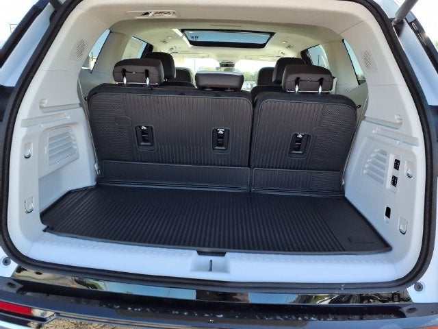 2027 GMC Acadia Denali