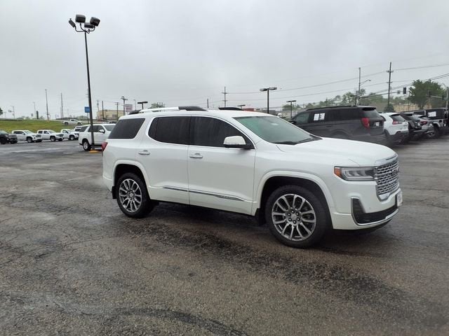 2022 GMC Acadia Denali
