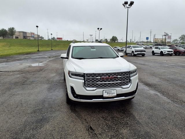 2022 GMC Acadia Denali