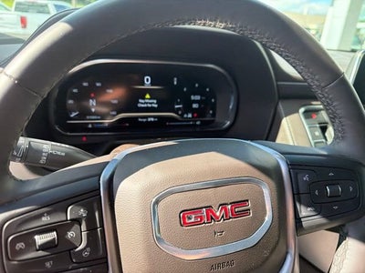 2024 GMC Yukon SLT