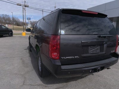 2011 GMC Yukon XL SLT