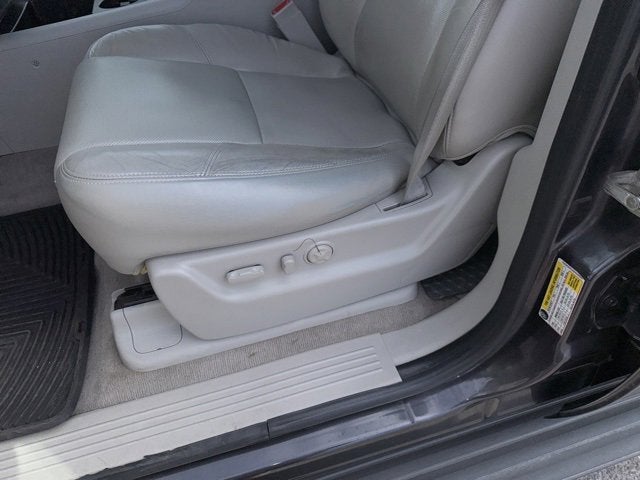 2011 GMC Yukon XL SLT