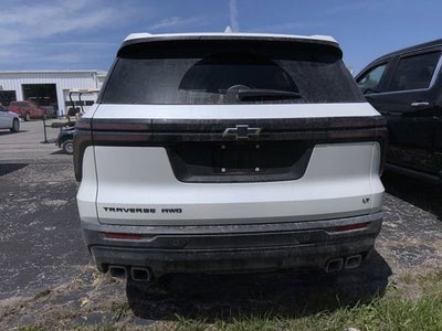 2024 Chevrolet Traverse LT