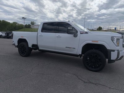 2025 GMC Sierra 2500 HD AT4