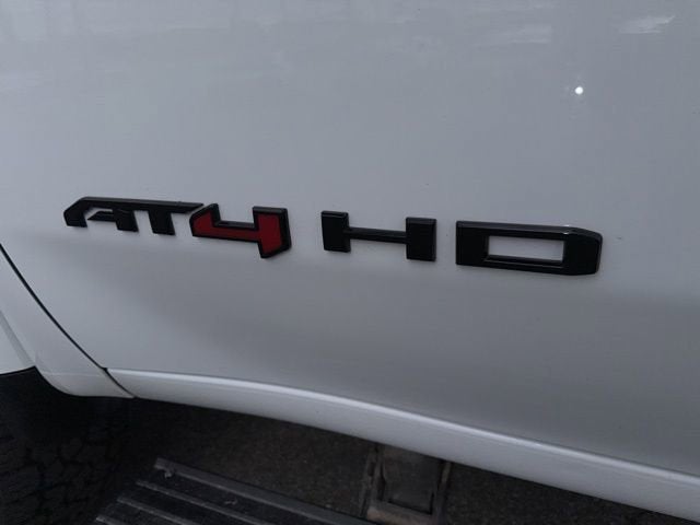 2025 GMC Sierra 2500 HD AT4