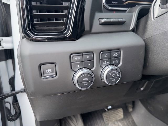 2025 GMC Sierra 2500 HD AT4