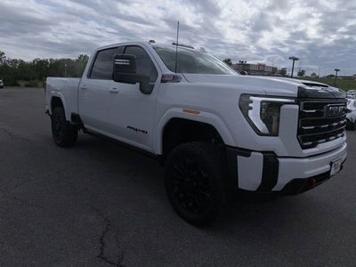 2025 GMC Sierra 2500 HD AT4