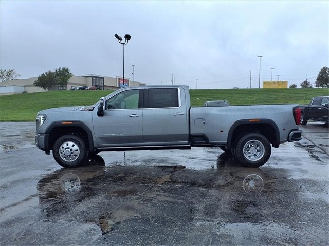 2026 GMC Sierra 3500 HD Denali DRW