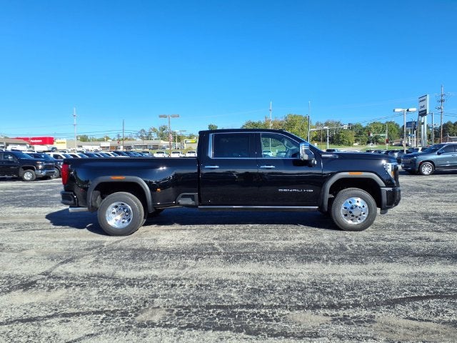 2026 GMC Sierra 3500 HD Denali Ultimate DRW