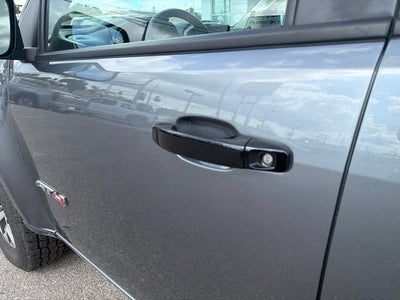2022 GMC Canyon 4WD AT4 w/Leather