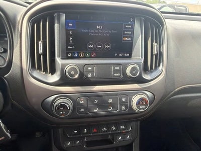 2022 GMC Canyon 4WD AT4 w/Leather