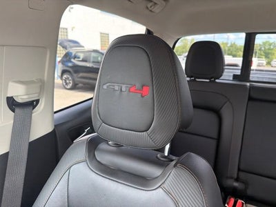 2022 GMC Canyon 4WD AT4 w/Leather
