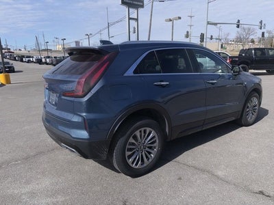 2025 Cadillac XT4 Premium Luxury