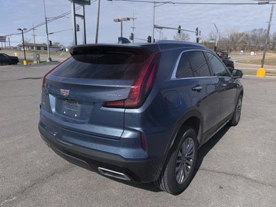 2025 Cadillac XT4 Premium Luxury