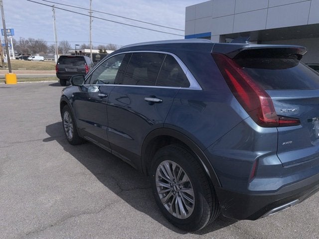 2025 Cadillac XT4 Premium Luxury