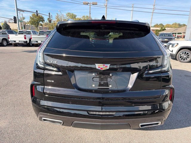 2024 Cadillac XT4 Sport