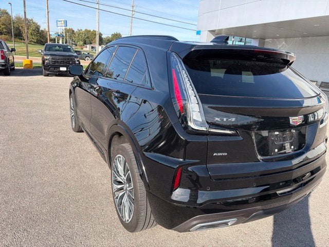 2024 Cadillac XT4 Sport