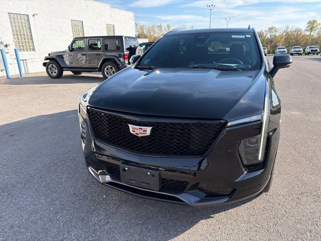 2024 Cadillac XT4 Sport