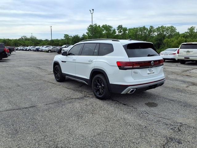 2025 Volkswagen Atlas 2.0T Peak Edition