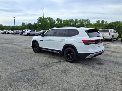 2025 Volkswagen Atlas 2.0T Peak Edition