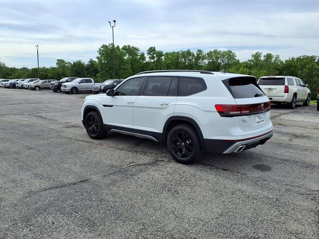2025 Volkswagen Atlas 2.0T Peak Edition