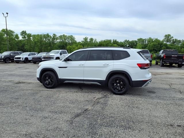2025 Volkswagen Atlas 2.0T Peak Edition