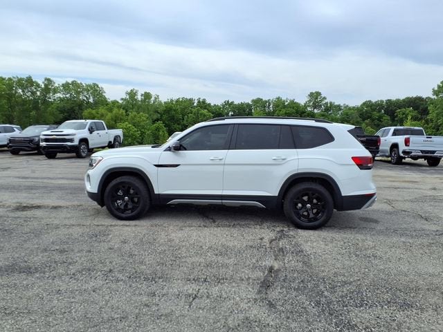 2025 Volkswagen Atlas 2.0T Peak Edition