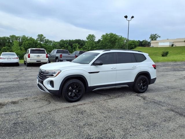 2025 Volkswagen Atlas 2.0T Peak Edition