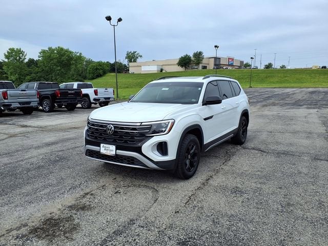 2025 Volkswagen Atlas 2.0T Peak Edition