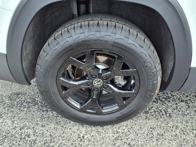 2025 Volkswagen Atlas 2.0T Peak Edition