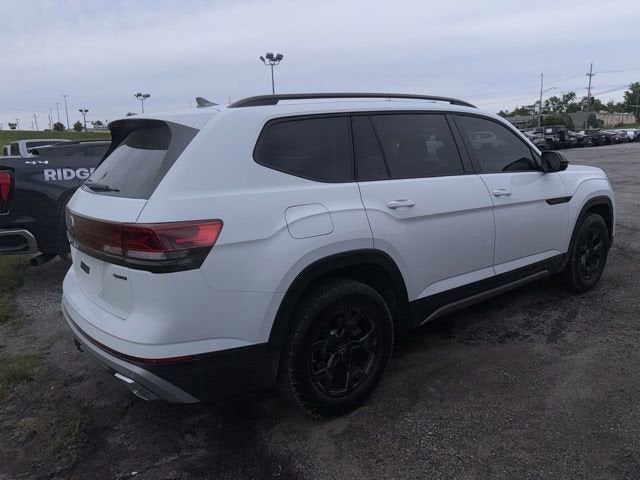 2025 Volkswagen Atlas 2.0T Peak Edition