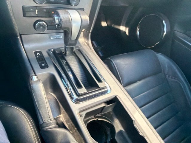 2010 Ford Mustang V6