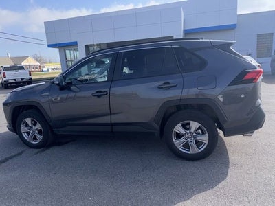 2025 Toyota RAV4 XLE