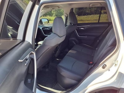 2023 Toyota RAV4 Hybrid XLE