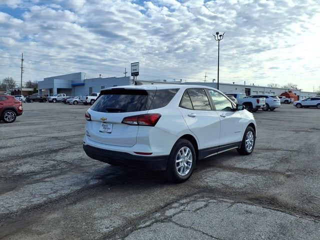2024 Chevrolet Equinox LS