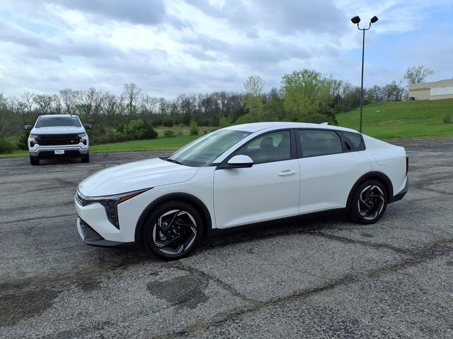 2025 Kia K4 EX