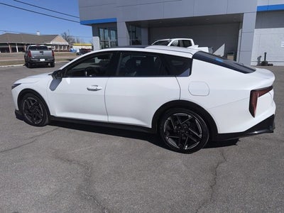 2025 Kia K4 GT-Line