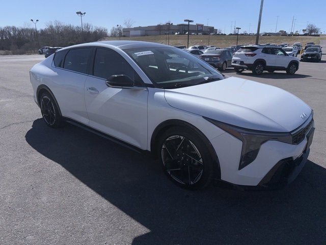 2025 Kia K4 GT-Line