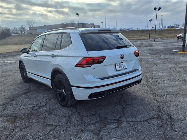 2023 Volkswagen Tiguan SE R-Line Black