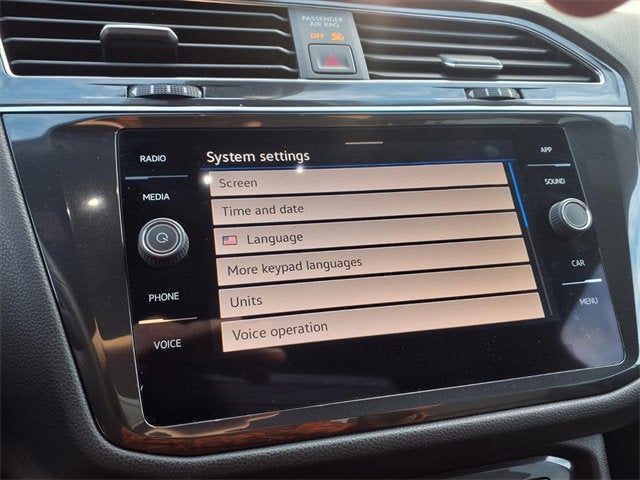 2023 Volkswagen Tiguan SE R-Line Black