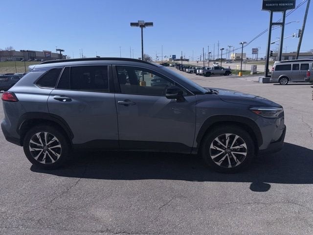 2025 Toyota Corolla Cross XLE