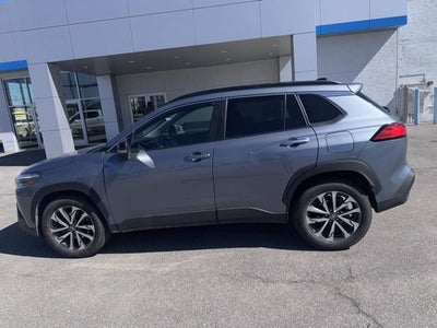 2025 Toyota Corolla Cross XLE