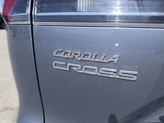 2025 Toyota Corolla Cross XLE