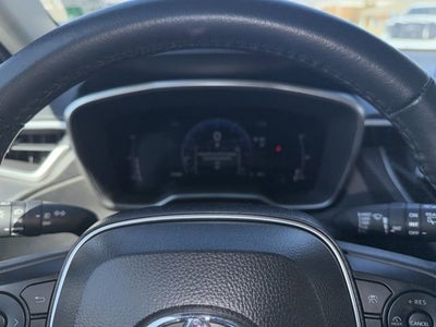 2025 Toyota Corolla Cross XLE