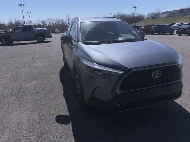 2025 Toyota Corolla Cross XLE