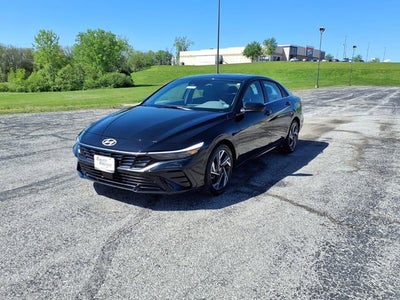 2025 Hyundai Elantra SEL Convenience