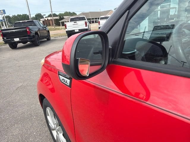 2015 Kia Soul +